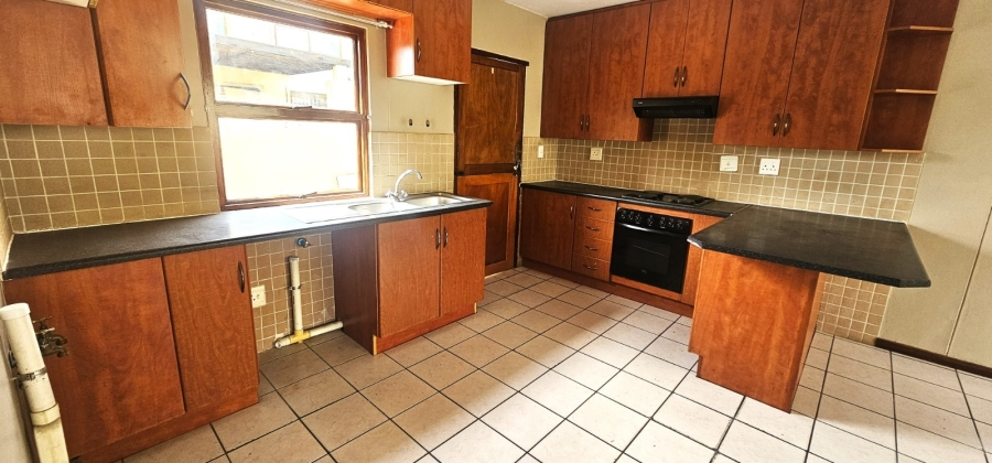 To Let 3 Bedroom Property for Rent in Waterval East North West